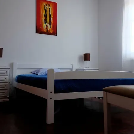 São Miguel Arcanjo *